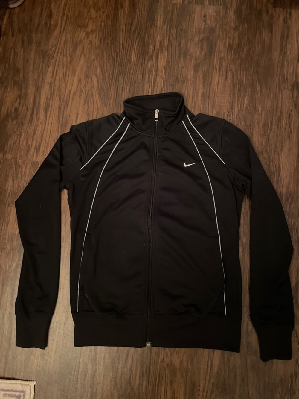 Nike Black Women’s Zip-Up Performance Jacket with White Piping